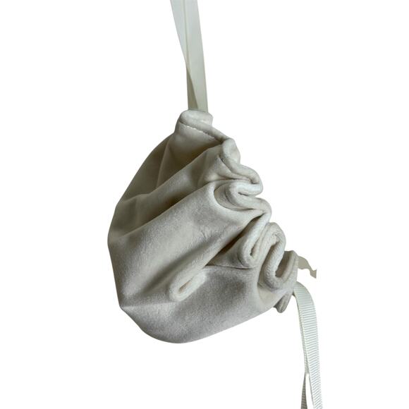 A New Day Jewelry Pouch Cream Velour Drawstring Travel Women's NWT - Picture 5 of 6